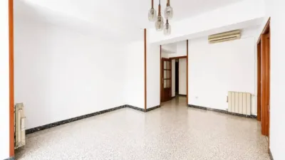 Piso en La Verneda-La Pau photo 8