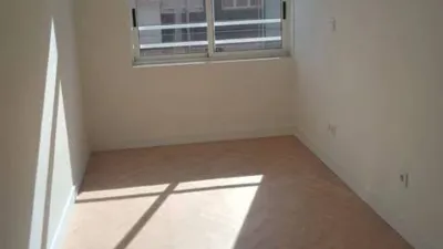 Apartment in Plaça de Ponent photo 2