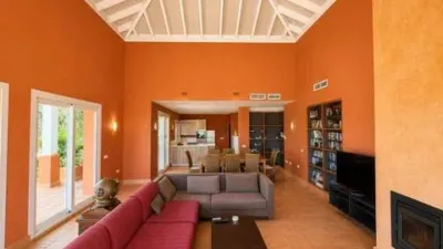 Chalet in Laguna Golf Urbanization photo 5