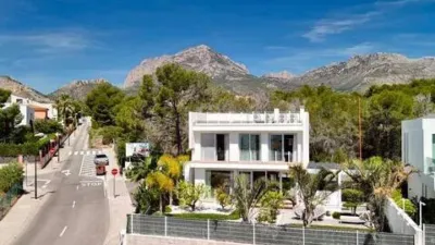 Chalet on Cezanne Street photo 19