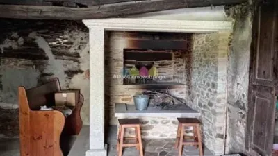 Semi-restored stone townhouse in Mañón photo 25