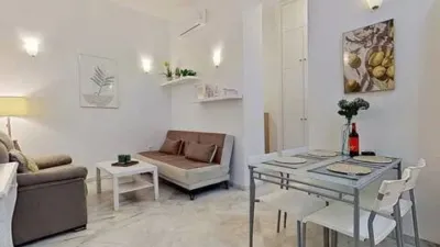 Apartment in Triana Casco Antiguo photo 4