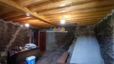 Semi-restored stone townhouse in Mañón photo 8
