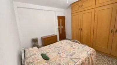 Chalet on a street in Barcelona photo 12