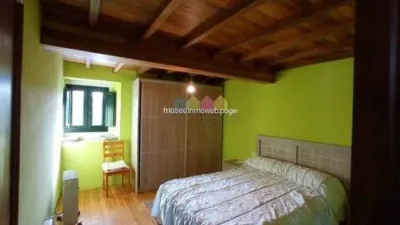 Semi-restored stone townhouse in Mañón photo 13