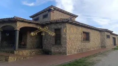 Chalet in Sur photo 2