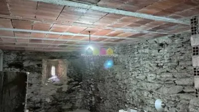 Semi-restored stone townhouse in Mañón photo 20