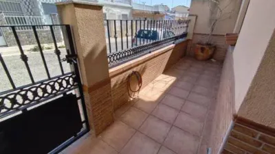 Terraced house on Calle de la Virgen de la Cabeza photo 4