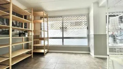 Local comercial en venta en Os Mallos-A Falperra - Més