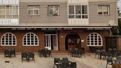 Local comercial en alquiler en Bergondo - Vista 2
