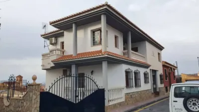 Chalet en Guadix photo 2