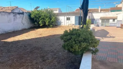 Chalet in Cabra photo 2