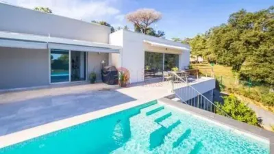 Chalet on Carrer de les Oliveres photo 17
