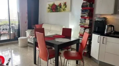 Loft for sale in Terramar Community, Benidorm. Located in Poniente, south-facing. €3,125/m². Opposite the Intempo building in Benidorm. Surrounded by green areas and a golf course. 2 bathrooms: 1 WC + 1 shower room. Walk-in closet. Fully equipped kitchen with high-quality Bosch appliances. The kitchen and dining area form a comfortable and cozy loft, complete with a leather sofa bed. Terrace with beautiful exterior views. Fully external apartment with plenty of natural light. Includes parking space. Storage room (2 × 2 m²). Elevator. Air conditioning-heating. 3 outdoor pools. 1 indoor heated pool. Full gym with showers. 4 WCs. 2 tennis-padel courts. Ping-pong table. Walking paths within the complex with benches. Alarm system installed. photo 12