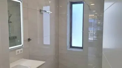 Apartment on Avenida Santiago Puig photo 4