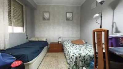 Flat in Ensanche photo 9