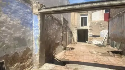Chalet on Carrer de Sant Blai photo 2