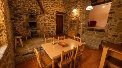 Casa rústica en venta en Calle Rodeiro Nn - Més