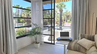 Apartment on Avenida Santiago Puig photo 13