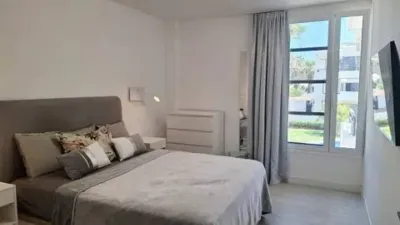 Apartment on Avenida Santiago Puig photo 3
