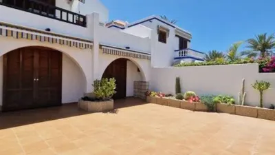 Piso en venta en Avenida de Rafael Puig Lluvina, Playa de Las Américas (Arona) de 690.000 €