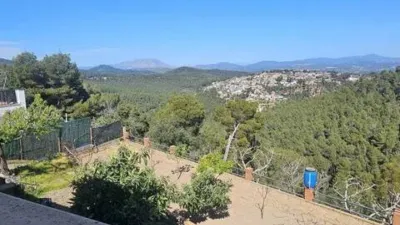 Chalet en Corbera de Llobregat photo 5