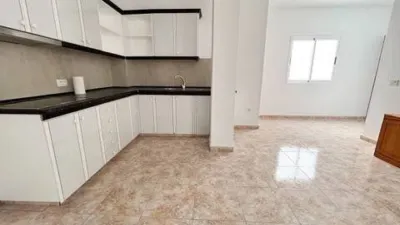 Piso en Vecindario-Los Llanos photo 3