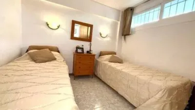Apartment on Carrer de Ramon de Moncada photo 3