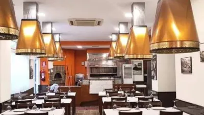 Local comercial en venta en Fisterra (Santa Maria) - Más