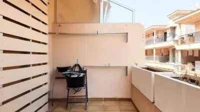 Apartment on Oregon Street photo 3