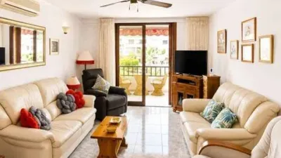 Apartment on Avenida de Rafael Puig Lluvina photo 14