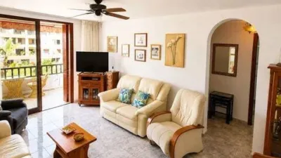 Apartment on Avenida de Rafael Puig Lluvina photo 10