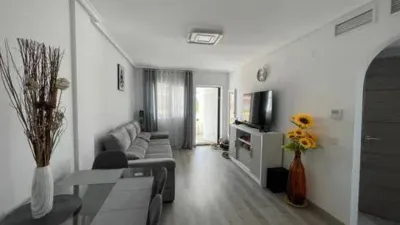 Casa – Torrevieja, Urbanización Camping Mi Sol Caravan - Més
