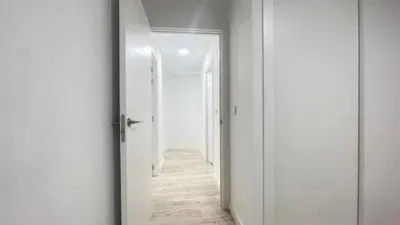 Local comercial en venta en Ensanche - Más
