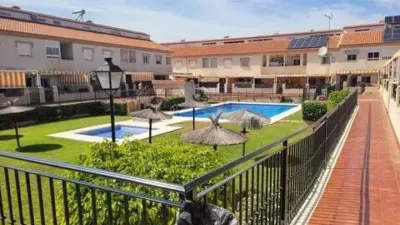 Townhouse on Calle Mar del Norte photo 5