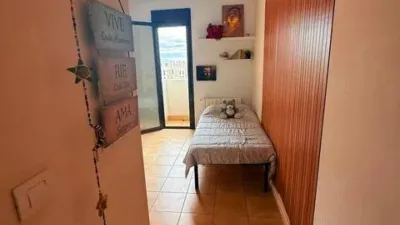 Flat on Calle del Azahar photo 11