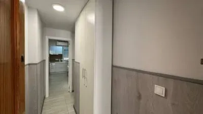 Apartment on Arquitecto Larramendi Street photo 2