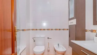 Apartment on Calle de María Lejárraga photo 17
