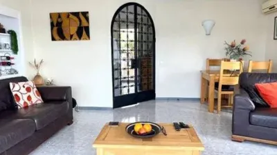 Apartment on Carrer de Ramon de Moncada photo 10