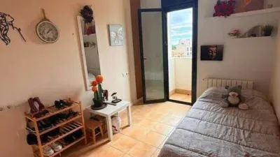 Flat on Calle del Azahar photo 13