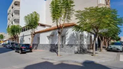 Chalet on Antonio Machado Street photo 38