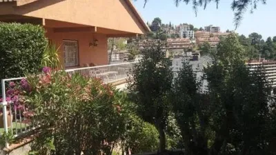 Chalet in Corbera de Llobregat photo 2
