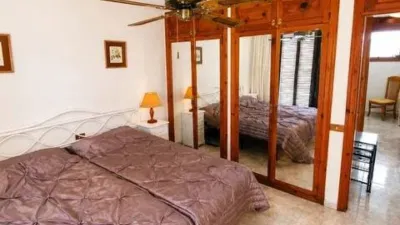 Apartment on Avenida de Rafael Puig Lluvina photo 16