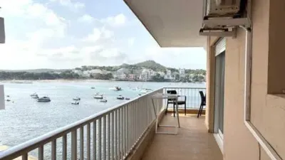 Apartment on Carrer de Ramon de Moncada photo 2