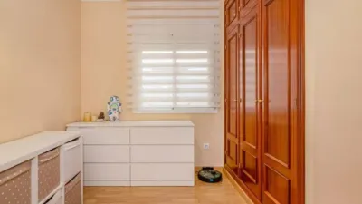 Apartment on Calle de María Lejárraga photo 21