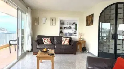 Apartment on Carrer de Ramon de Moncada photo 7