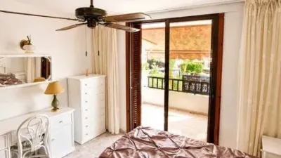 Apartment on Avenida de Rafael Puig Lluvina photo 15
