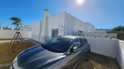 Chalet on Calle de los Agracejos photo 33