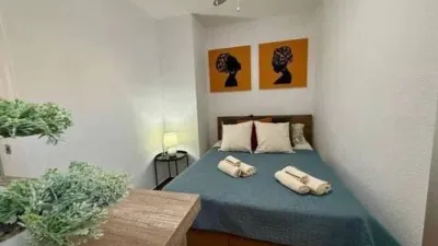 Flat on Calle de Patricio Zammit photo 25