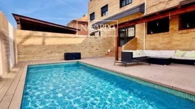 Terraced house in Parla Este photo 2